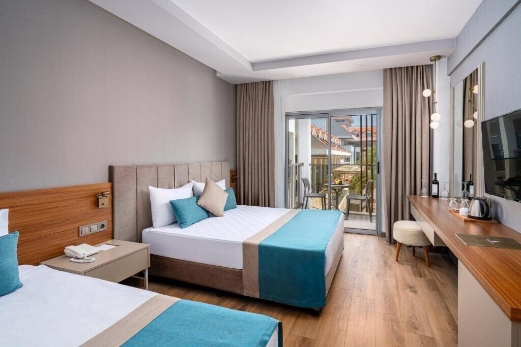Фото Side Story Resort & SPA Hotel 4*