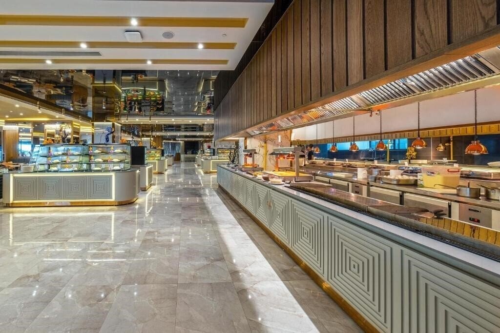 Изображение Lago Hotel (ex. Azura Deluxe Resort & Aqua Sorgun, Nashira Resort Hotel & Spa) 5*
