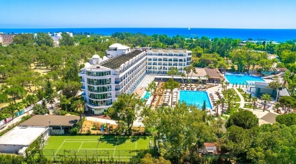Готель Berry Blue Hotel (ex. Berry Hotels, Berry Hotels Sorgun, Maya World Side, Maya World Side Jordan ) 5*