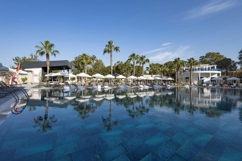 Фотографія Berry Blue Hotel (ex. Berry Hotels, Berry Hotels Sorgun, Maya World Side, Maya World Side Jordan ) 5*