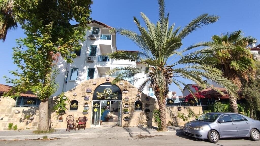 Готель Wonder Life Hotel 3*