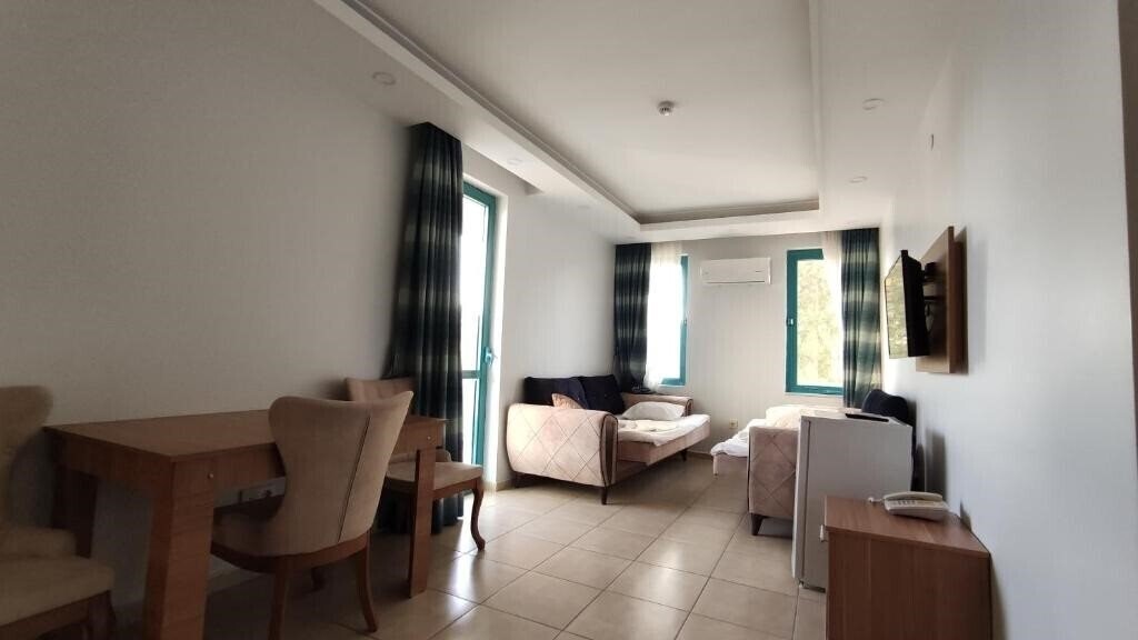 Фотографія Wonder Life Hotel 3*