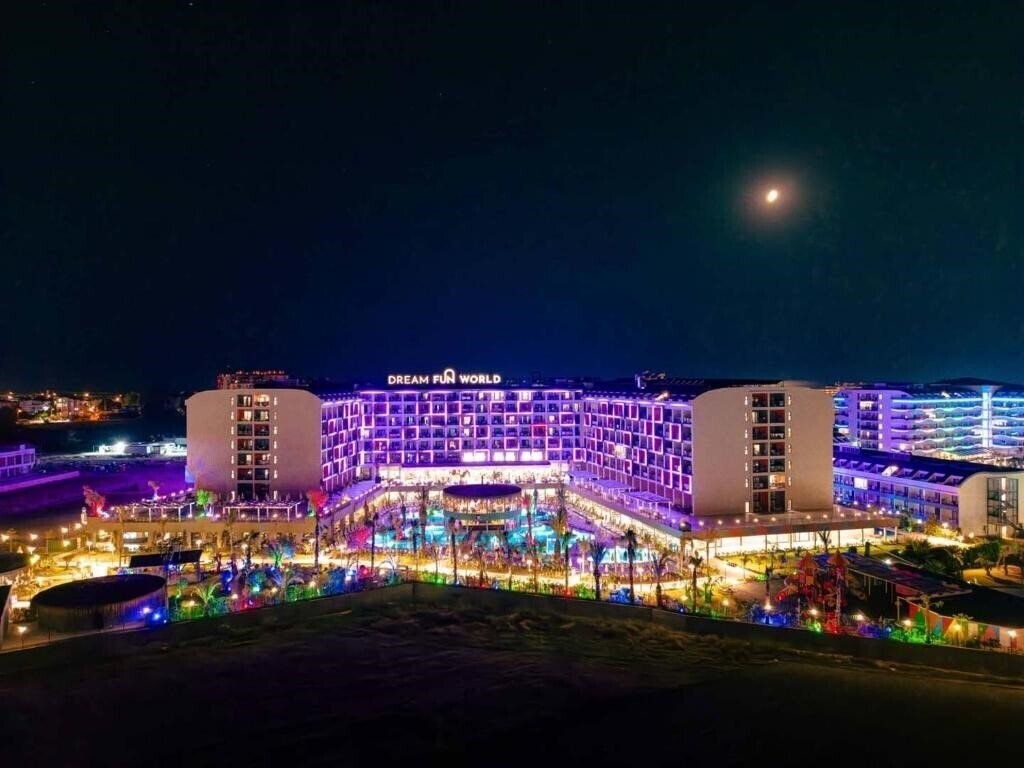 Зображення Dream Fun World 5*