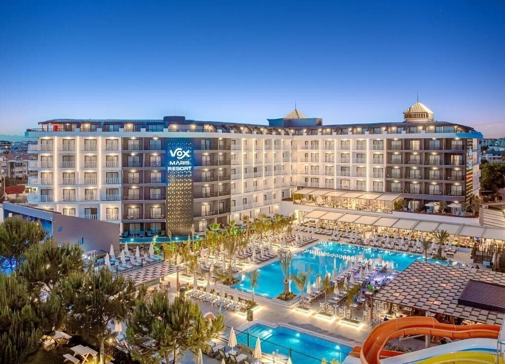 Готель Vox Maris Resort 5*