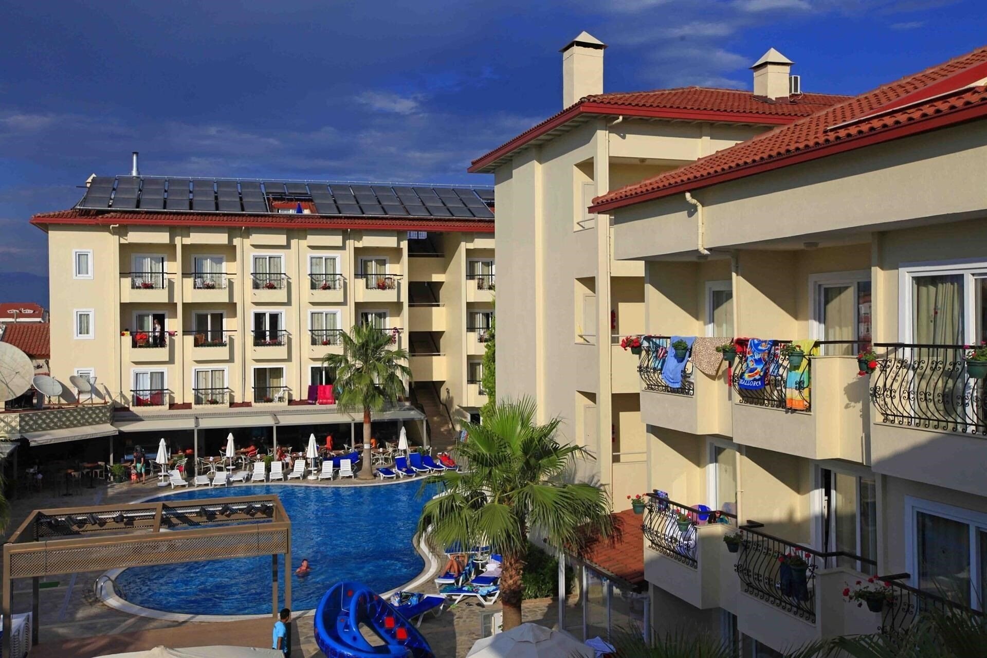 Отель Sun City Apartments & Hotel 3*
