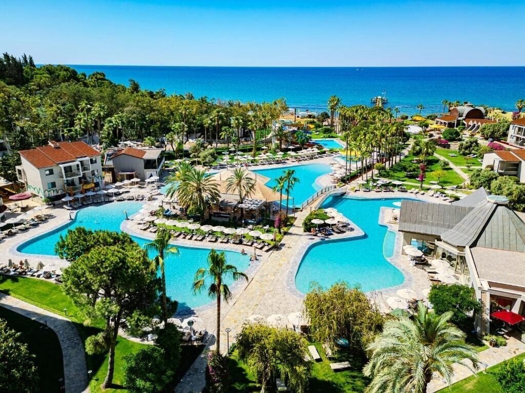 Готель Arum Barut Collection 5*