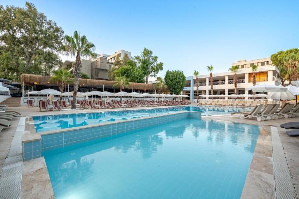 Фотография Sunrise Beach Side 4*