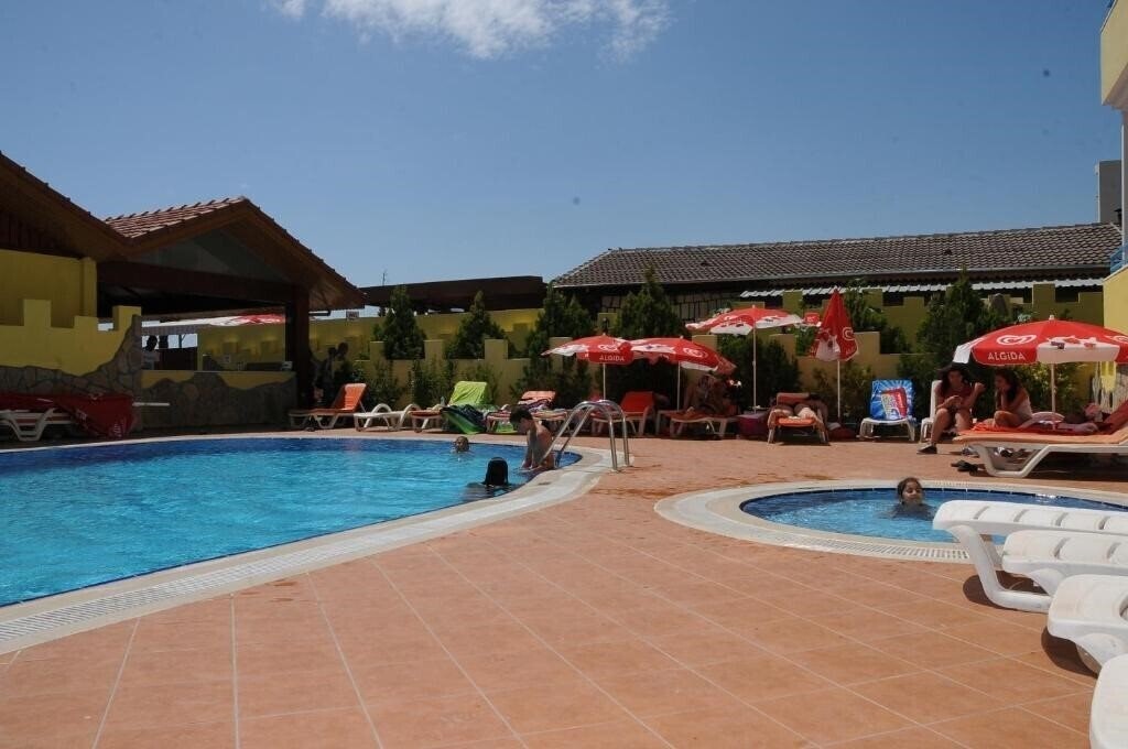 Фото Sun Flower Apart Hotel 3*