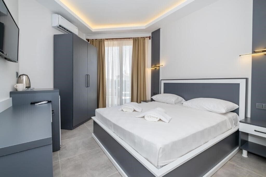 Отель Pera Side Hotel 3*