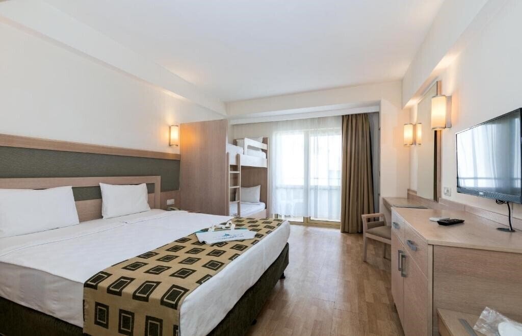 Зображення Side Breeze Hotel (ex. Hotel Monachus Park ) 5*