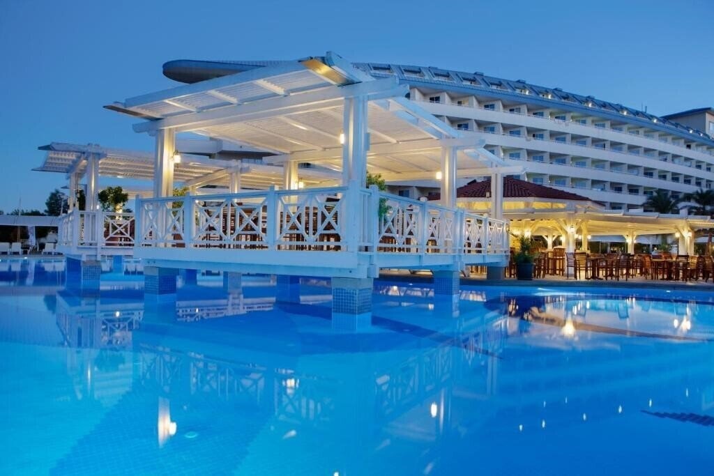 Зображення Crystal Admiral Resort Suites & SPA 5*