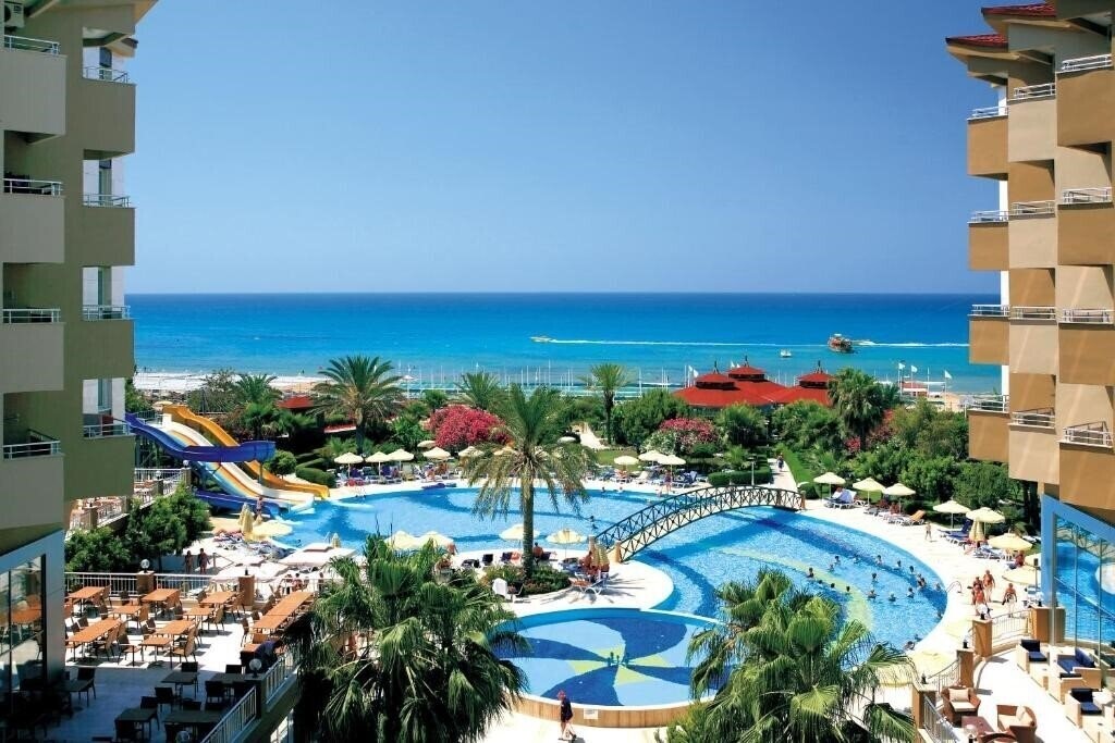 Готель Terrace Beach Resort 5*