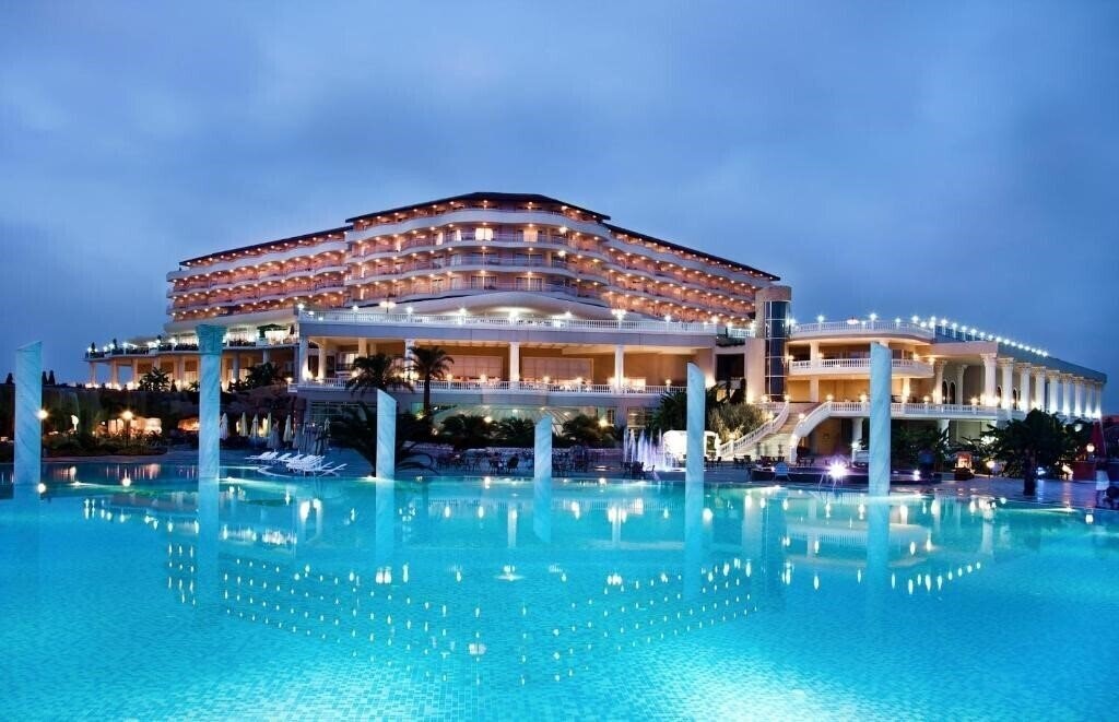 Фото Starlight Resort Hotel 5*