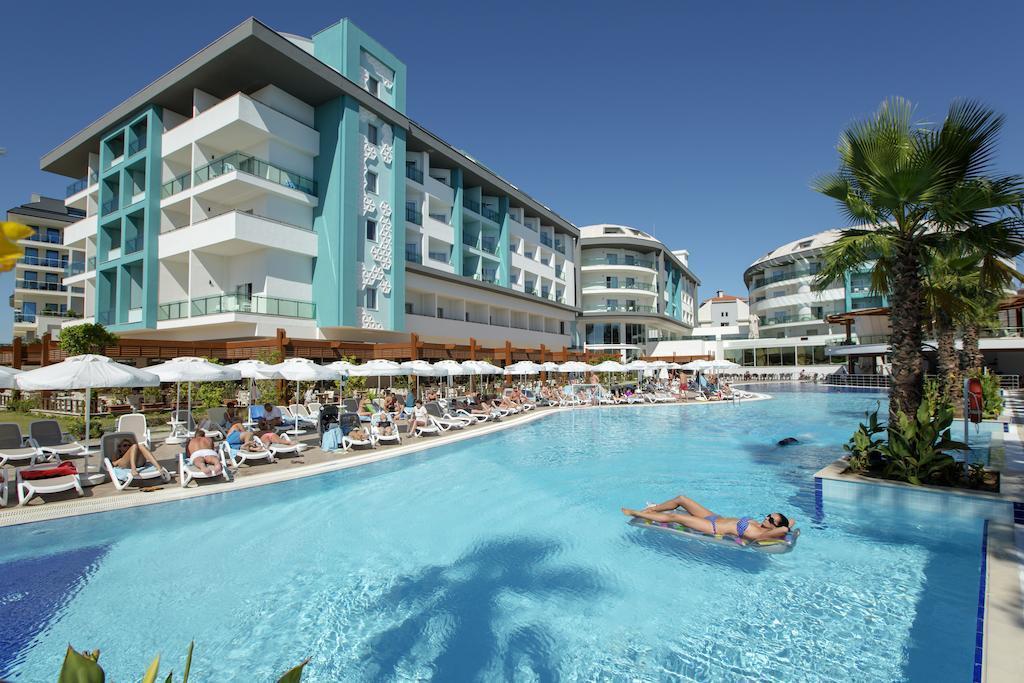 Отель Seashell Resort & SPA 5*