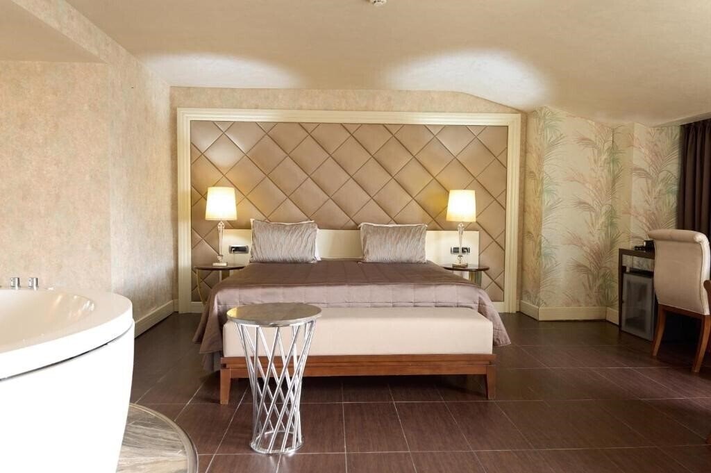 Фото Taba Luxury Suites & Hotel 4*