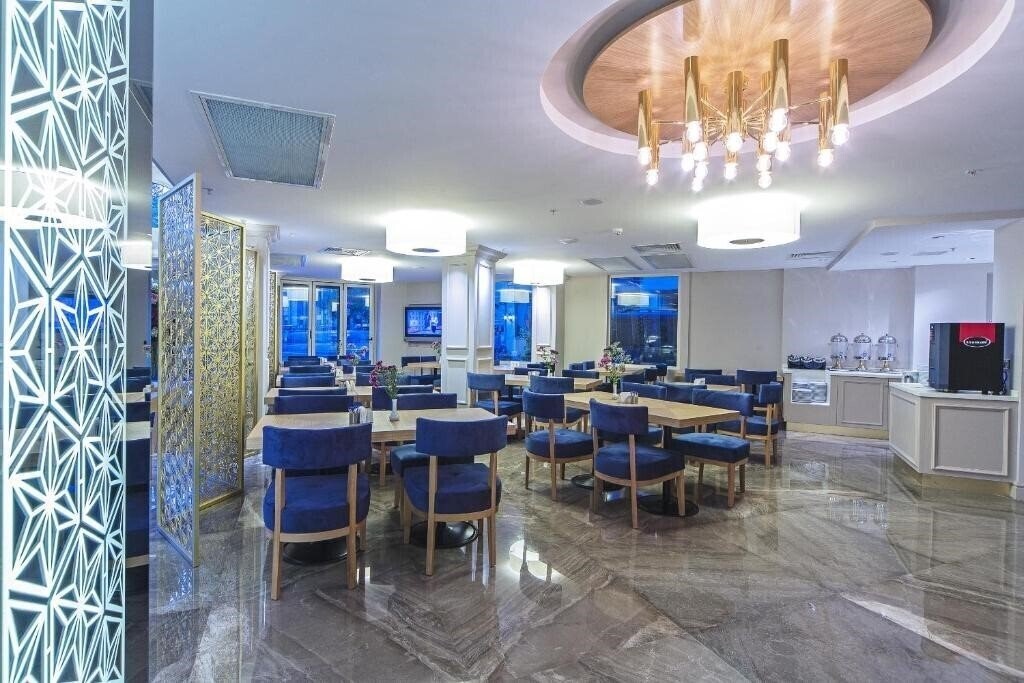 Фотография History Hotel 3*