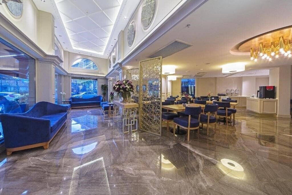 Изображение History Hotel 3*