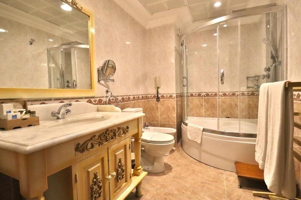 Фотографія Blue House Hotel & Rooftop 3*