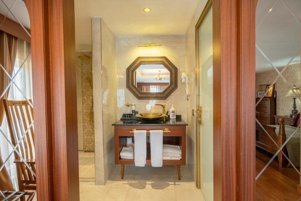 Фотография Green Park Hotel Taksim 4*