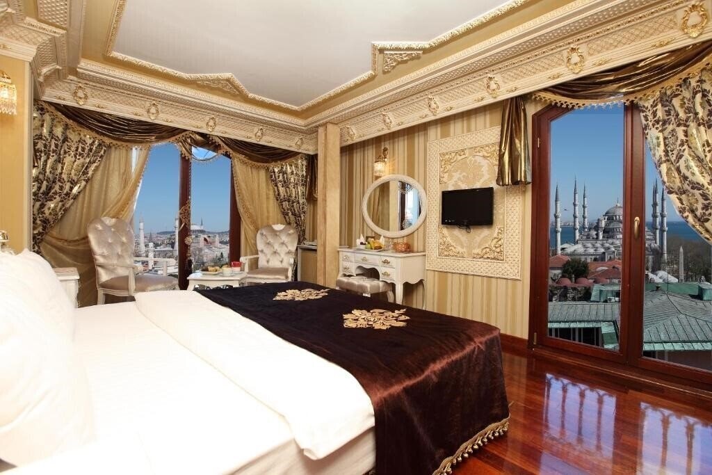 Отель Deluxe Golden Horn Hotel 4*