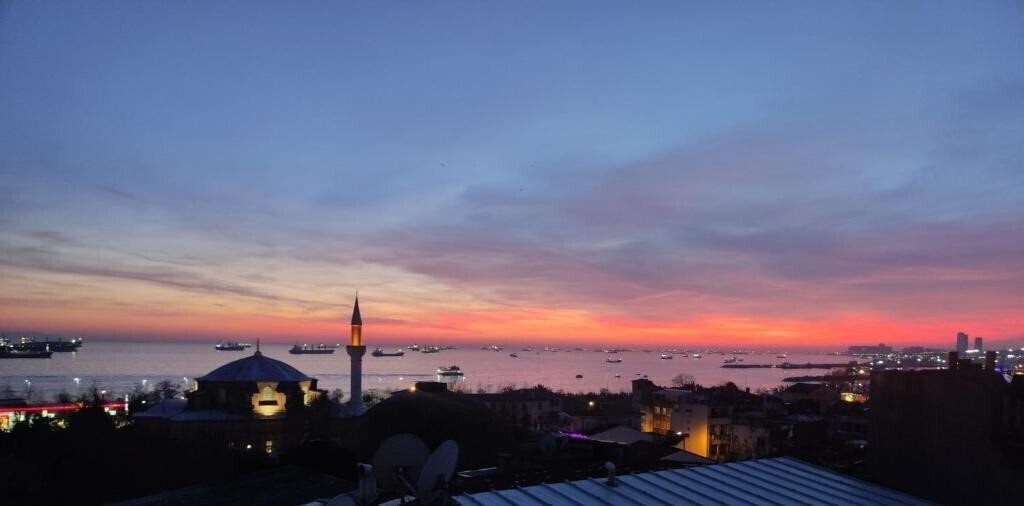 Готель New Era 2*