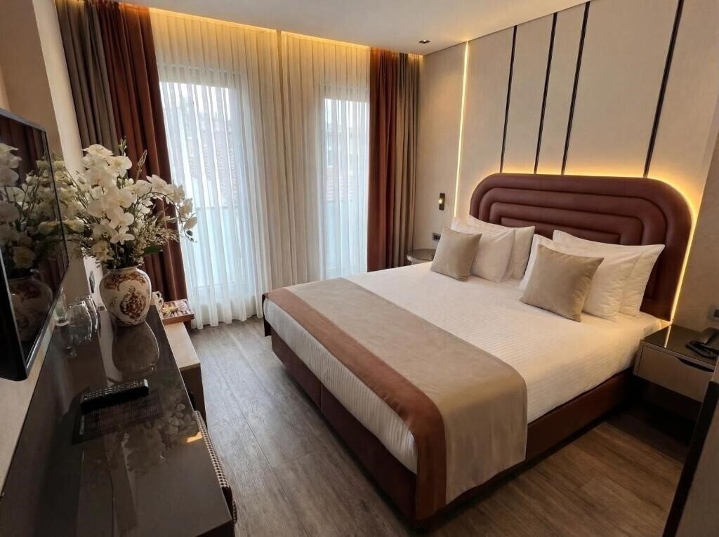 Отель Edition Old City Hotel 4*