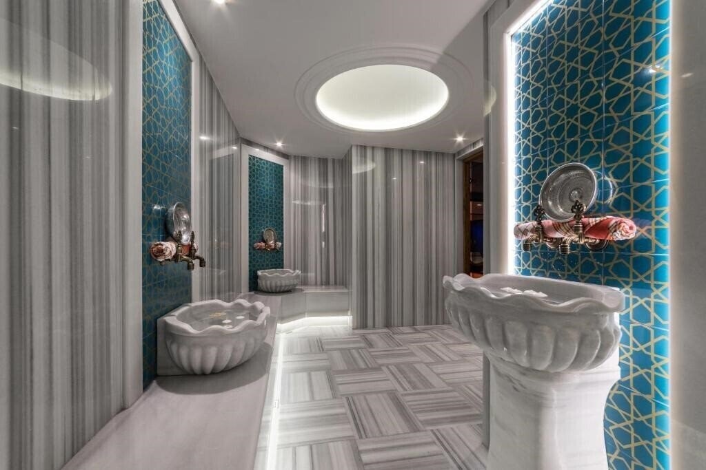 Изображение Beyaz Saray Hotel 4*