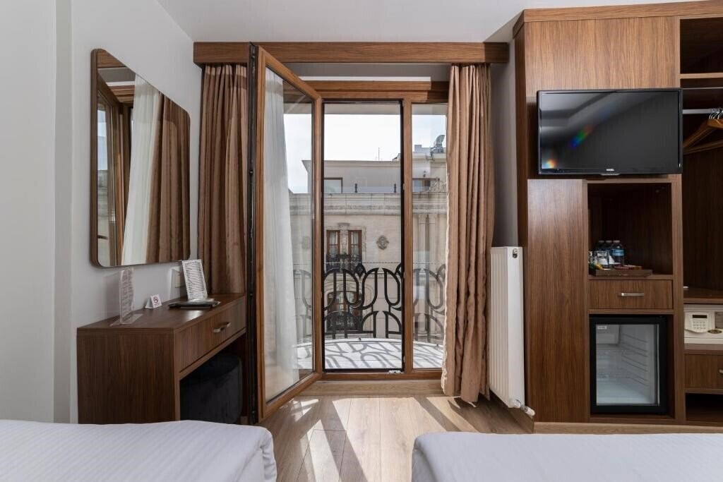 Картинка Black Tulip Hotel 4*