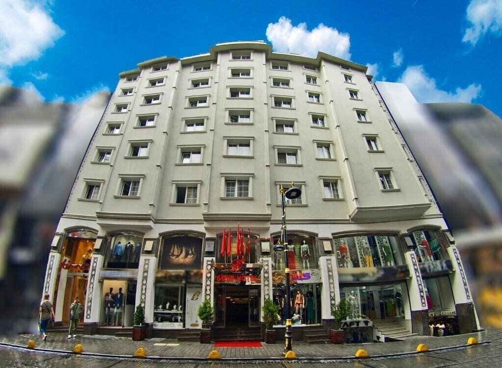 Готель Gold Hotel 3*