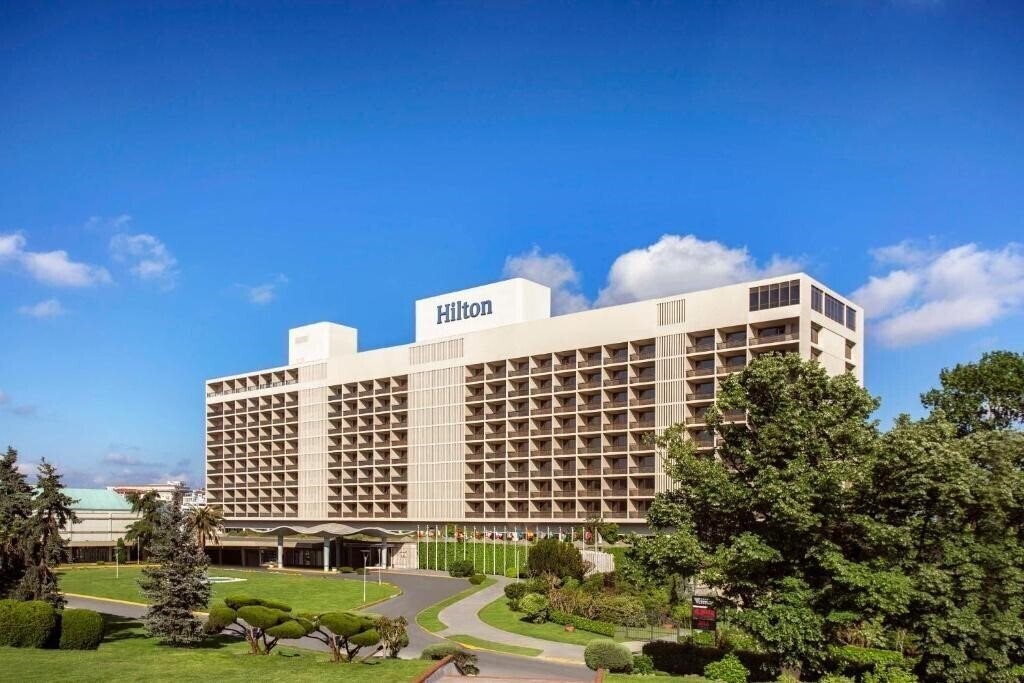Отель Hilton Istanbul Bosphorus 5*