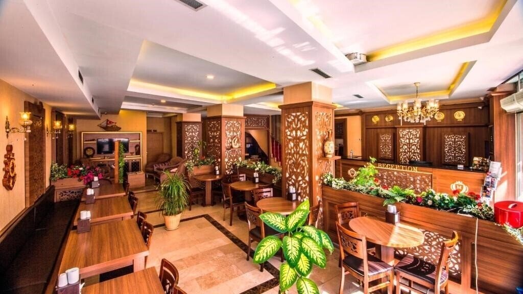 Отель Hera Montagna Hotel 1*