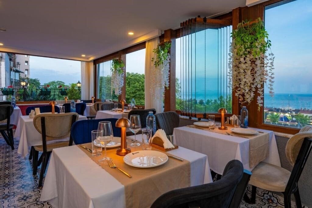 Фотография Harmony Hotel 3*