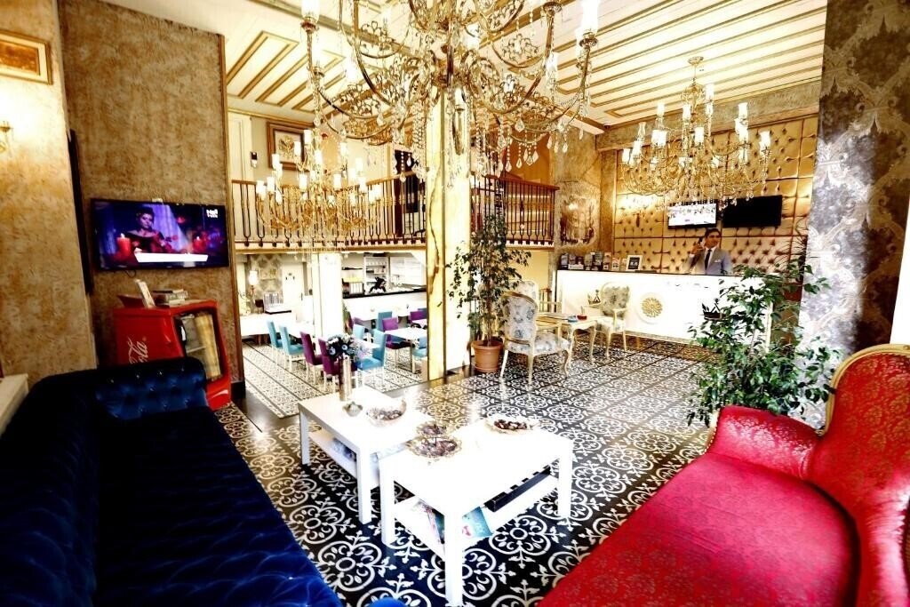 Готель Diamond Royal Hotel 3*