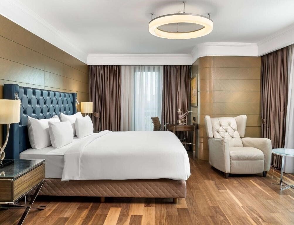 Изображение Radisson Blu Hotel, Istanbul Sisli 5*