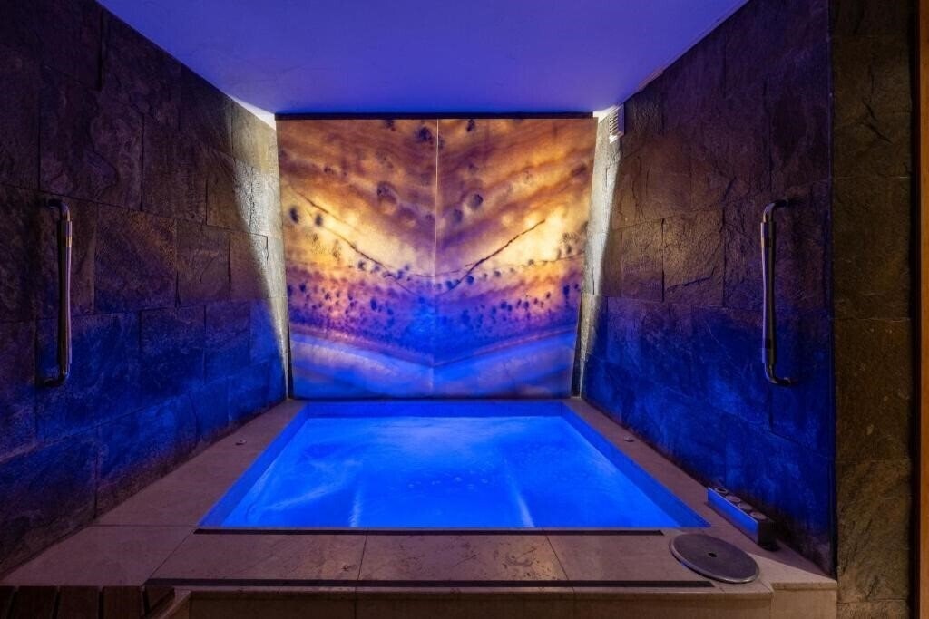 Изображение Tulip City Taksim Hotel 4*
