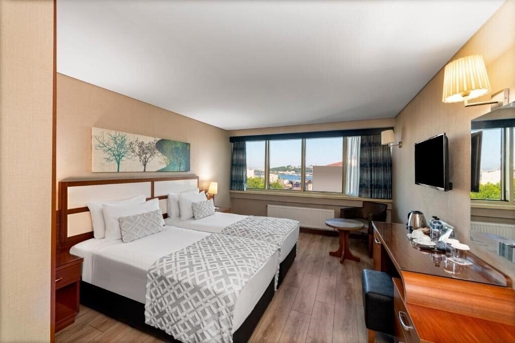 Фото Golden City Hotel Istanbul 4*