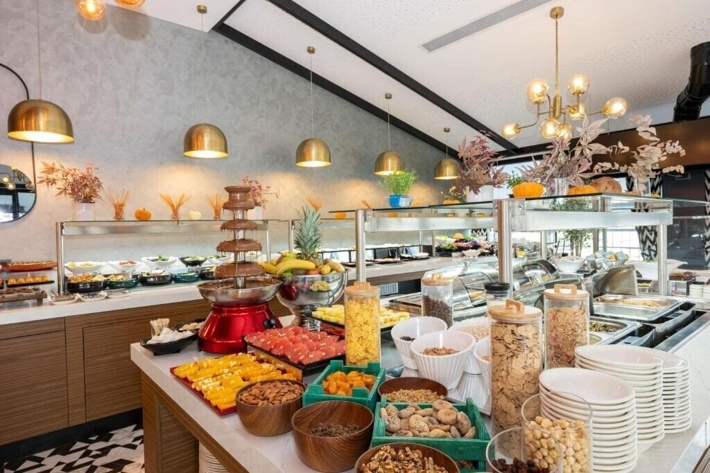 Фотография Ramada Encore by Wyndham Istanbul Sisli 4*