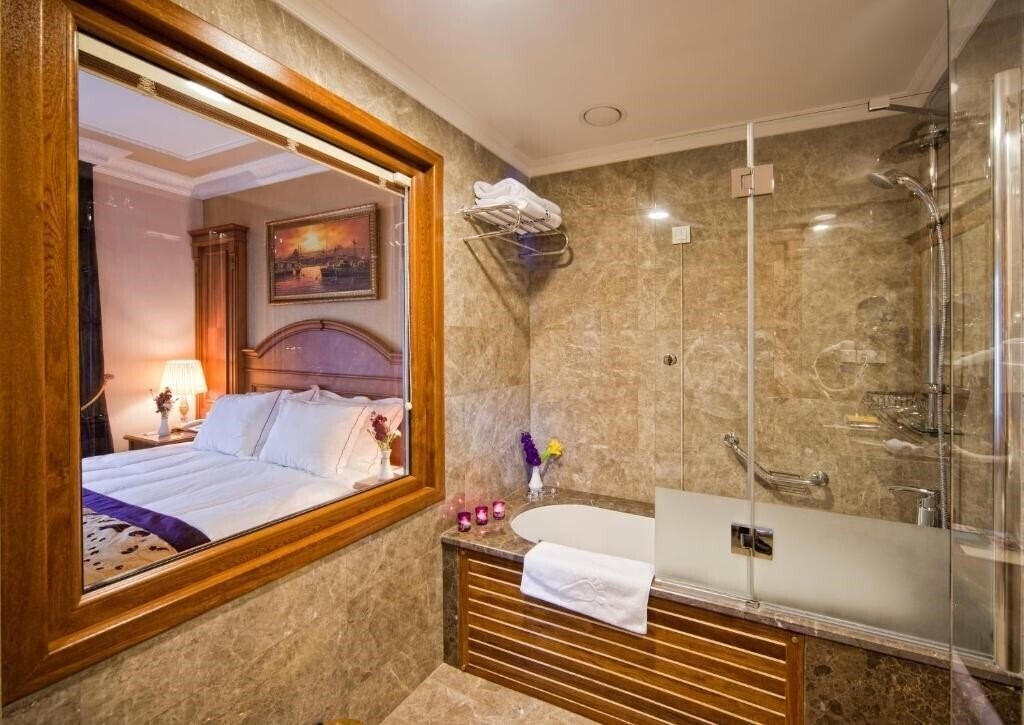 Фотографія GLK Premier Acropol Suites & SPA 4*