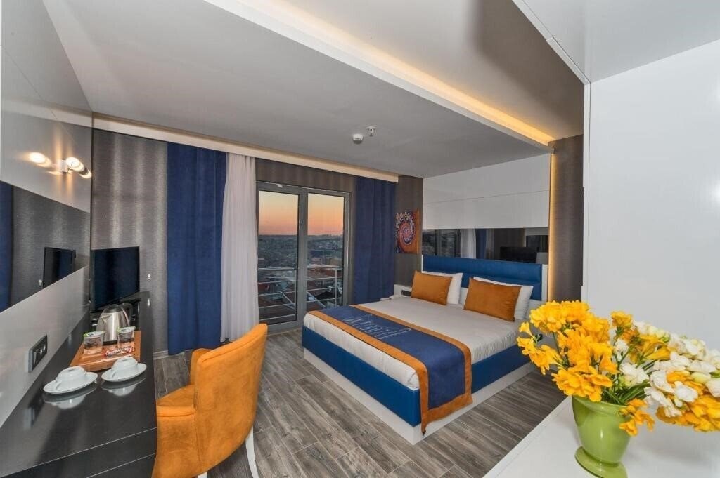 Отель Inntel Hotel Istanbul 4*