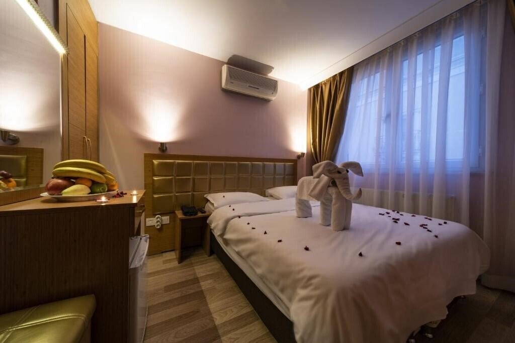 Фотографія Gulhane Corner Hotel 3*