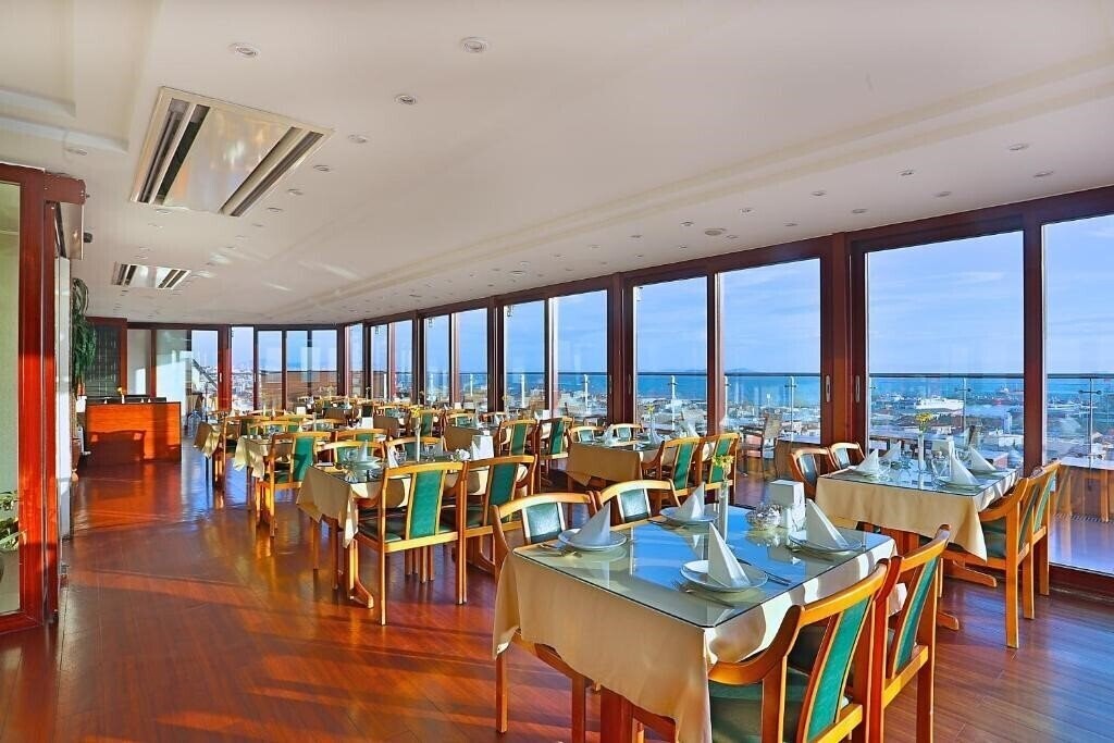 Фотографія Grand Madrid 3*