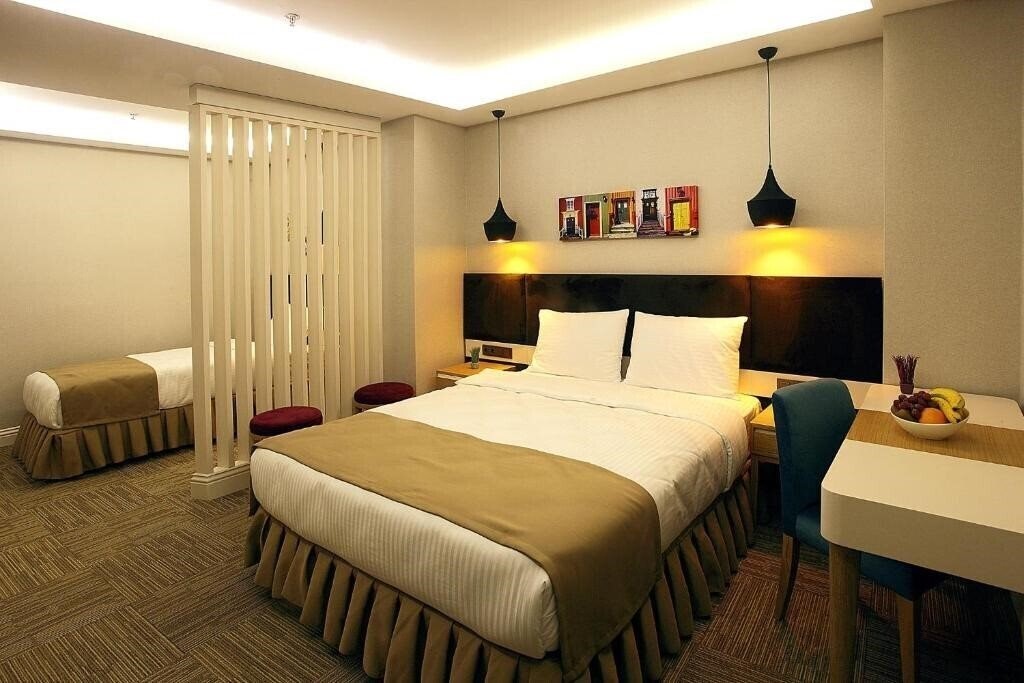Готель Carina Park Suites Nisantasi 4*