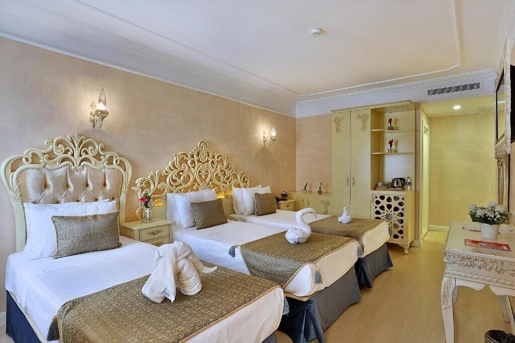 Фото Edibe Sultan Hotel 3*