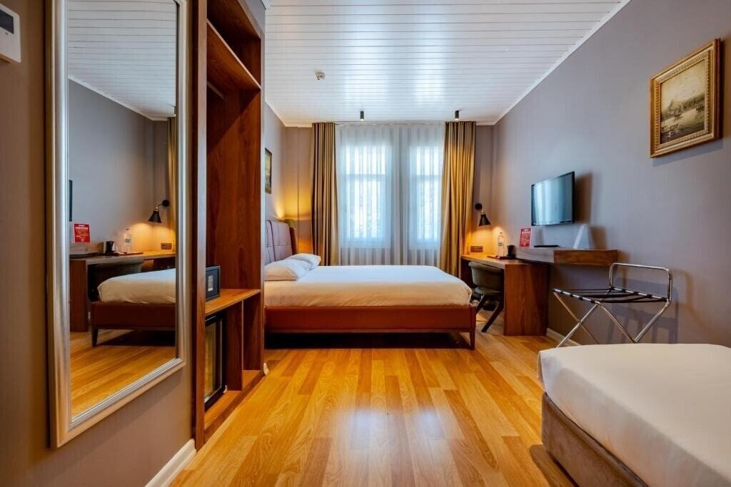 Готель Armagrandi Spina Hotel (ex. The Armagrandi Spina Hotel, Spina) 4*