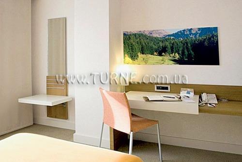 Готель Radison Sas Airport 5*