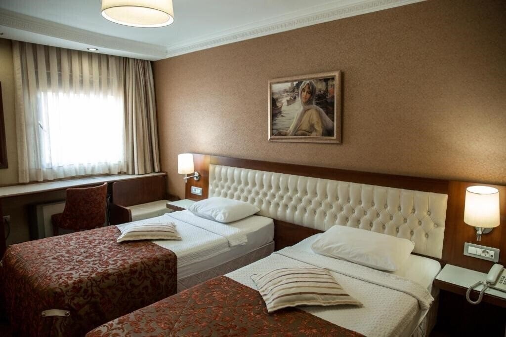 Готель Yuksel Yenikapi Hotel 4*