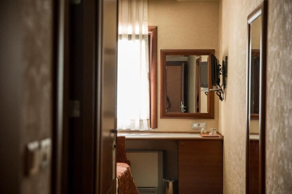 Фото Yuksel Yenikapi Hotel 4*