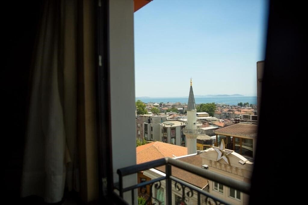 Зображення Yuksel Yenikapi Hotel 4*