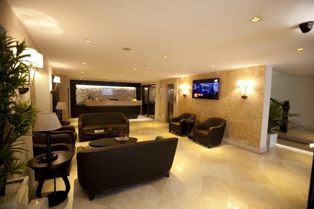 Готель Grand Laleli Hotel 3*