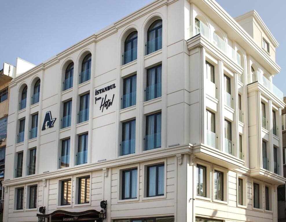Готель Istanbul Town Hotel 3*